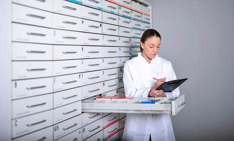 What Does A Pharmacy Assistant Do Pharma Tax